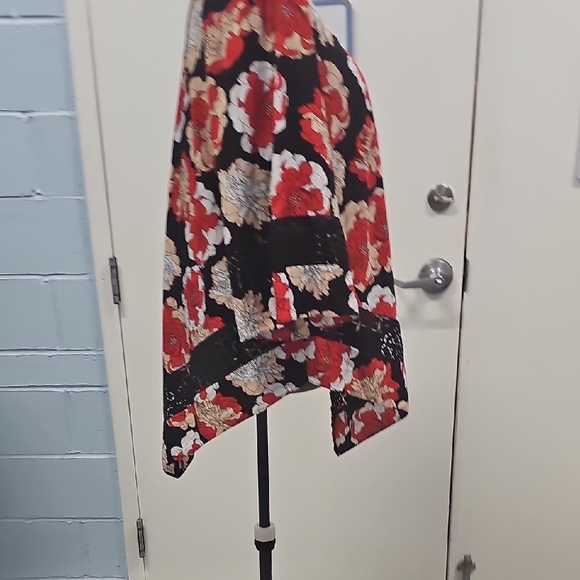 Alfani Black and Red Floral Blouse - Picture 3 of 6